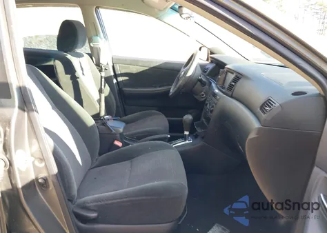 2005 Toyota Corolla S из США, поврежденный, VIN 2T1BR32E55C437398